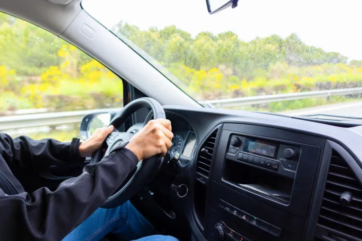 Qışda avtomobili necə düzgün qızdırmaq olar? 