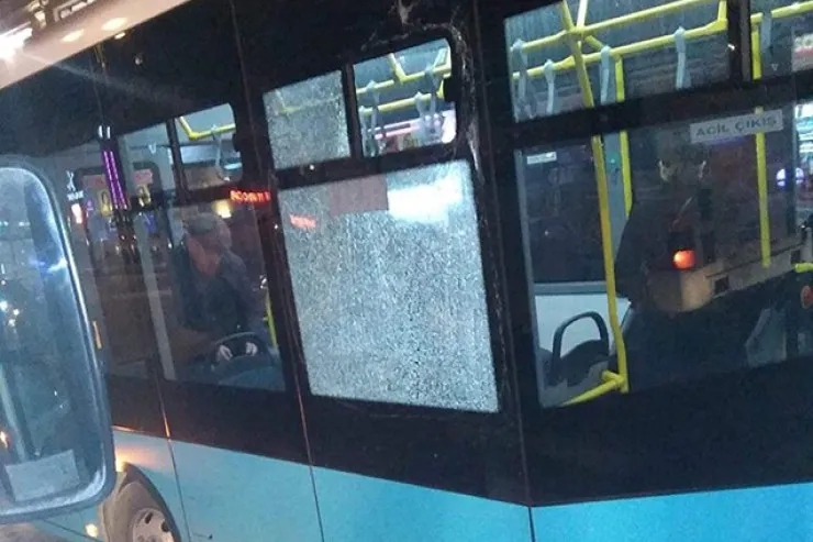 Balaxanıda QƏZA:  2 avtobus toqquşdu - VİDEO 