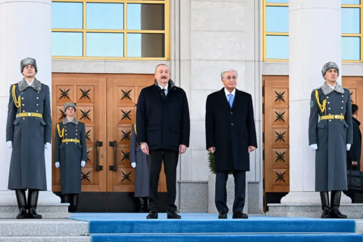 İlham Əliyev Qazaxıstana getdi