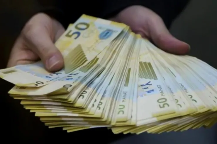 Çirkli pulları yuyan biznesmenlərə HÖKM OXUNDU