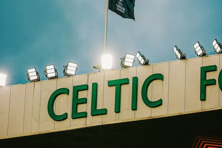 40 ildən sonra ilk:  yeni klub Şotlandiya çempionu  ola bilər -  VİDEO