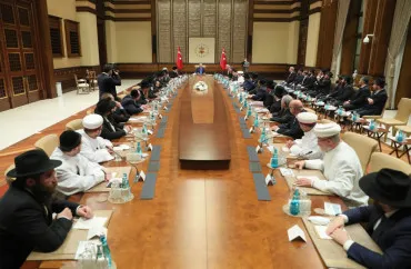 Ravvinlər Ankarada toplaşa...