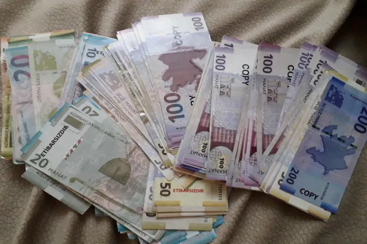 “Həyat yoldaşım rəhmətə getmişdi, pulu  necə verdim bilmirəm” – MƏHKƏMƏDƏ  rüşvət qalmaqalı