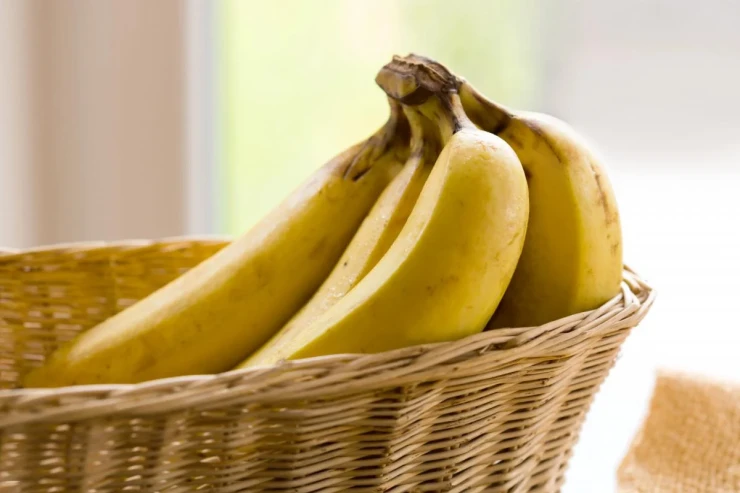 Bananın qaralmaması üçün  kiçik hiylə 