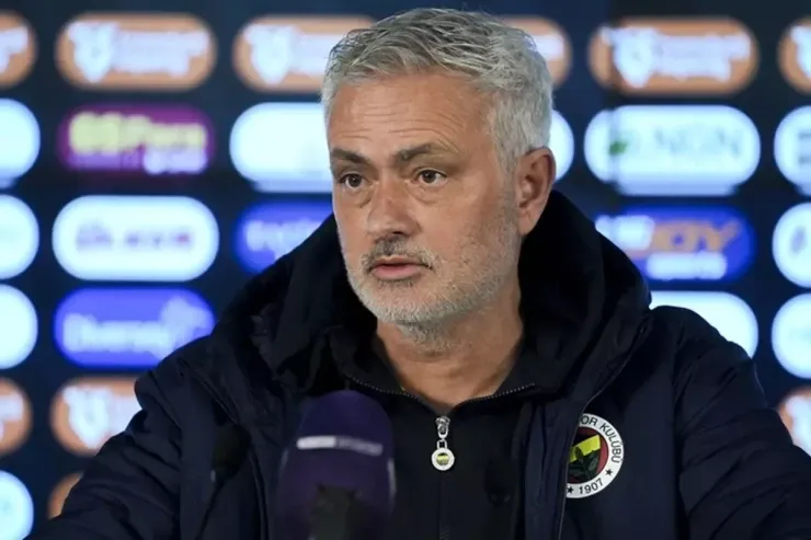 "Fənərbaxça"dan qovulan Mourinyo həyatının şokunu  yaşadı