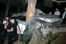 Şəmkirdə həkimin idarə etdiyi  avtomobil ağaca çırpıldı -  Ölənlər var -YENİLƏNİB 