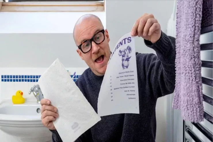 Tualetdə oxunub unitaza  atıla bilən jurnal 