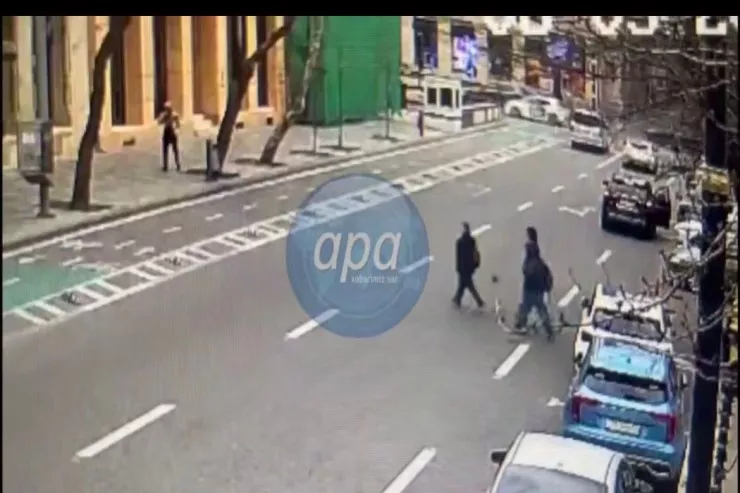 Bakıda Nizami Kino Mərkəzinin divarına qraffiti çəkilməsinin GÖRÜNTÜLƏRİ  - YENİLƏNİB 2 