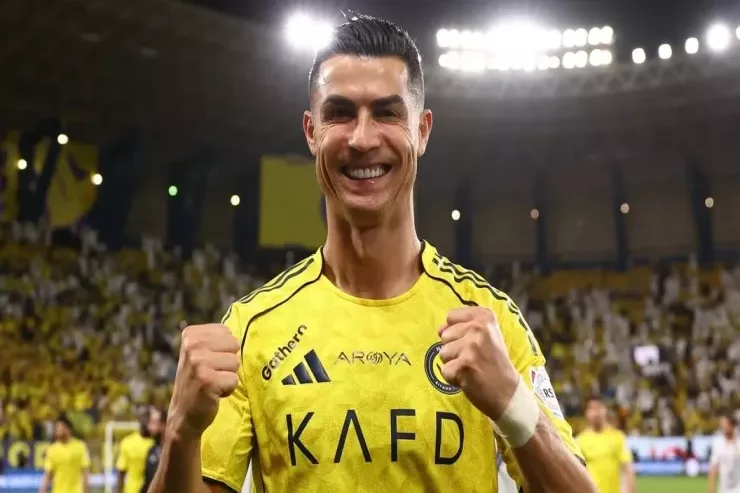 Ronaldo 1 ay sonra  meydana qayıdıb dubl etdi 