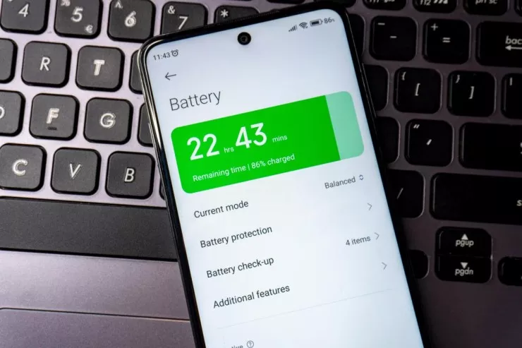 "Xiaomi"də batareyanı boşaldan  parametr