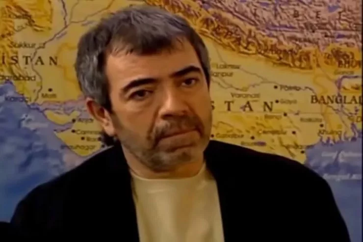 Məşhur aktyor "Kurtlar Vadisi"ndən  ayrılma səbəbindən DANIŞDI 