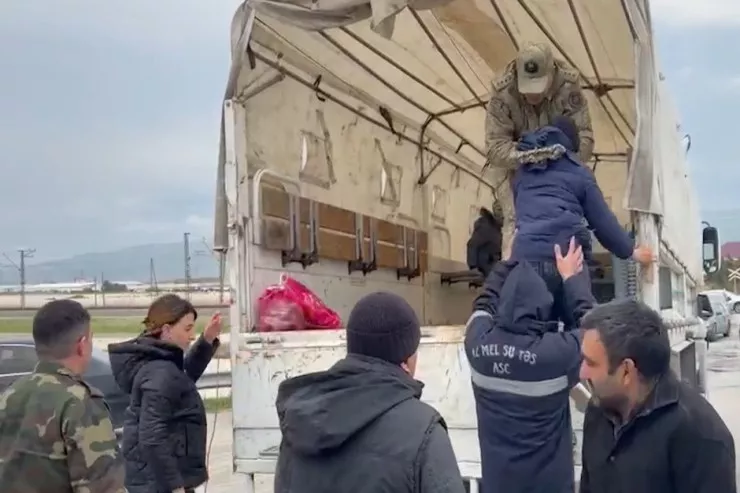 Yağışın yaratdığı fəsadlar aradan qaldırılır-VİDEO -FOTOLENT -YENİLƏNİB 