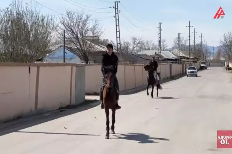 Bu kənddə evlərin əksəriyyəti palçıqdan tikilib -VİDEO 