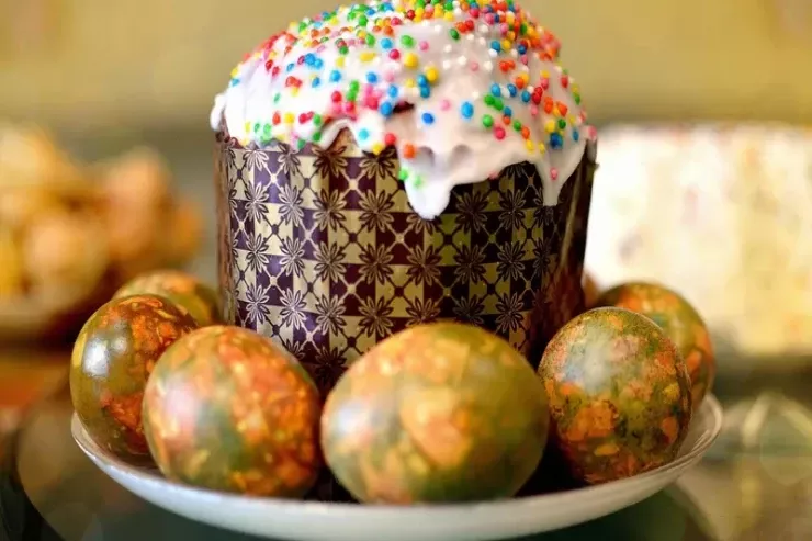 Müsəlmanlar, yəhudilər və buddistlər Pasxa şirniyyatlarını  yeyə bilərmi?