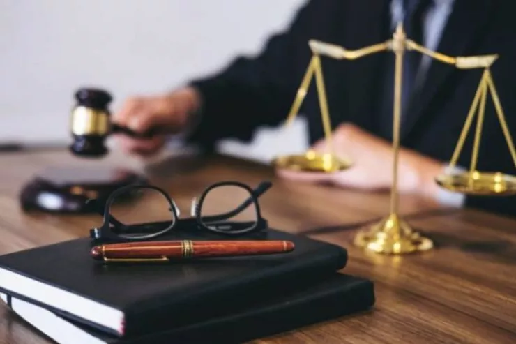 670 bal topladı, tələbə yoldaşını bıçaqladı – HAKİM QARŞISINDA 