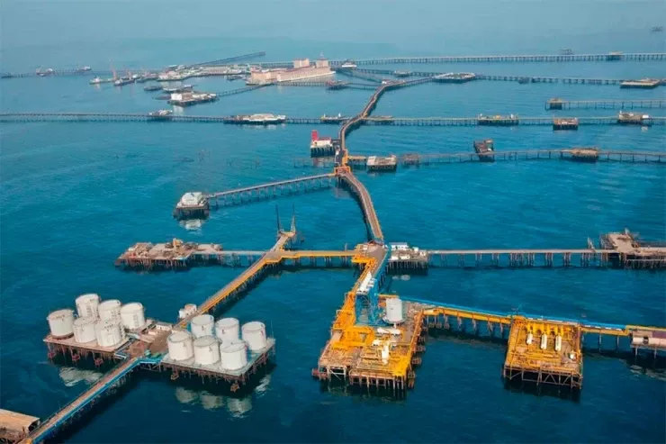 Neft Daşları yaxınlığında balıqçı batdı:  axtarışlara helikopter cəlb olundu - VİDEO 