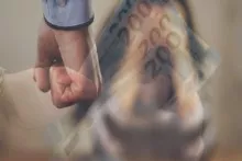 Direktorun arvad-uşağını döydü - MAAŞ DAVASI 