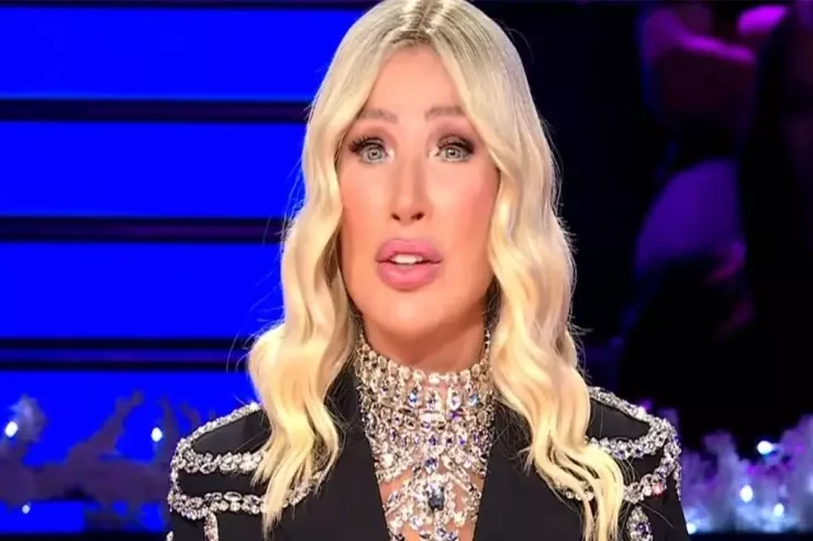 Seda Sayandan evlilik məsləhəti:  "6 dəfə boşanmışam, amma heç vaxt pula görə  olmayıb"