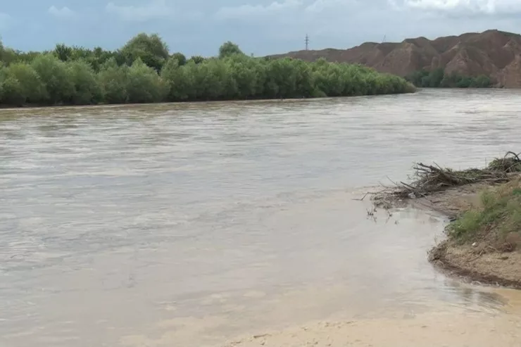Kürdə suyun səviyyəsi artdı,  nasosların istismarı dayandırıldı