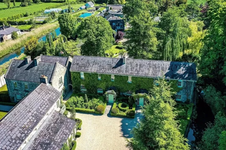 Bu mənəzərəli kənd satışa çıxarıldı:  tələb olunan qiymət nə qədərdir? 