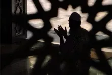 Evində dini yığıncaq  keçirdi, cəzalandırıldı 