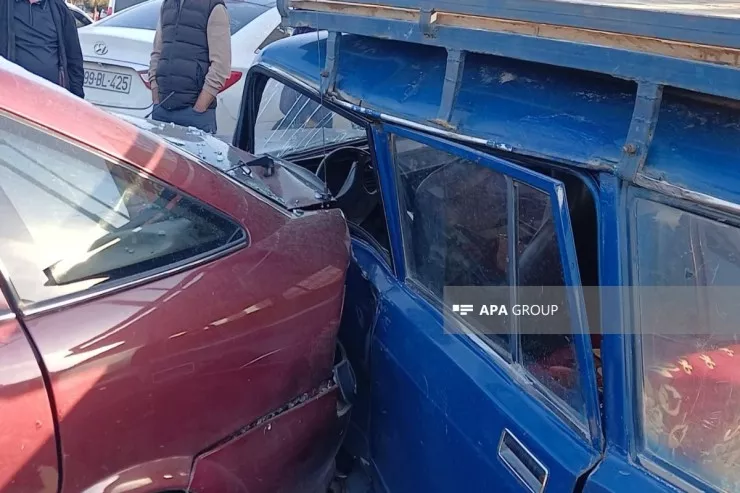 Gəncədə zəncirvari qəza-Xəsarət alanlar var -FOTO -YENİLƏNİB 