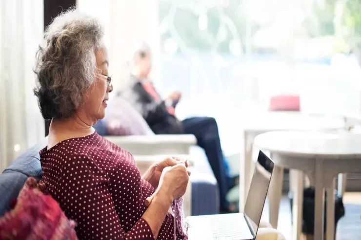 80 yaşlı analarına həqiqəti  deməmək üçün ölən oğullarının oxşarını  yaratdılar