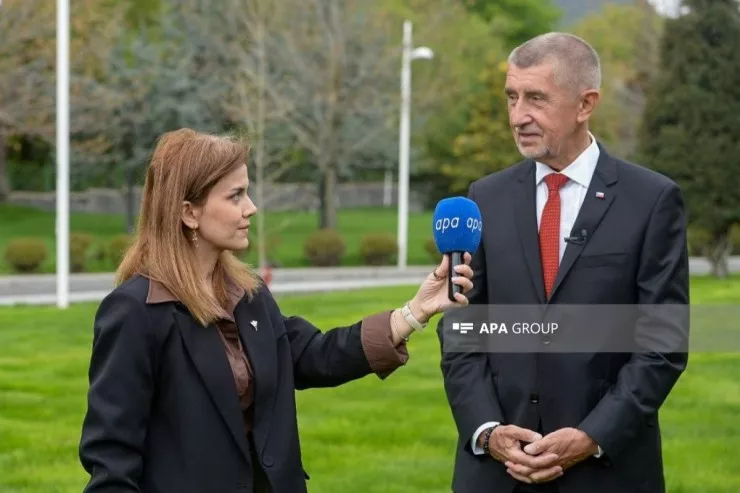 Azərbaycanda olmaq mənim üçün böyük şərəfdir - Andrey Babiş 