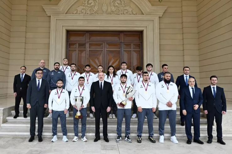 Prezident:  Azərbaycan güləşçiləri bir daha sübut etdilər ki, Avropada bir nömrədirlər 