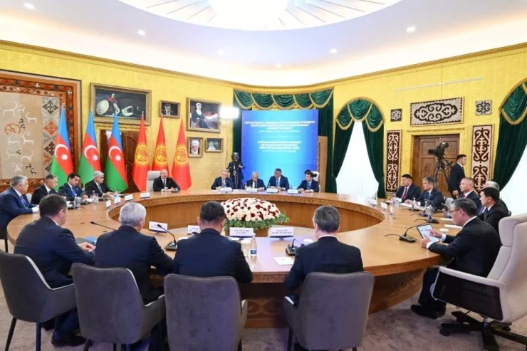Azərbaycan və Qırğızıstan Dövlətlərarası Şurasının 3-cü iclası  keçirildi - VİDEO 