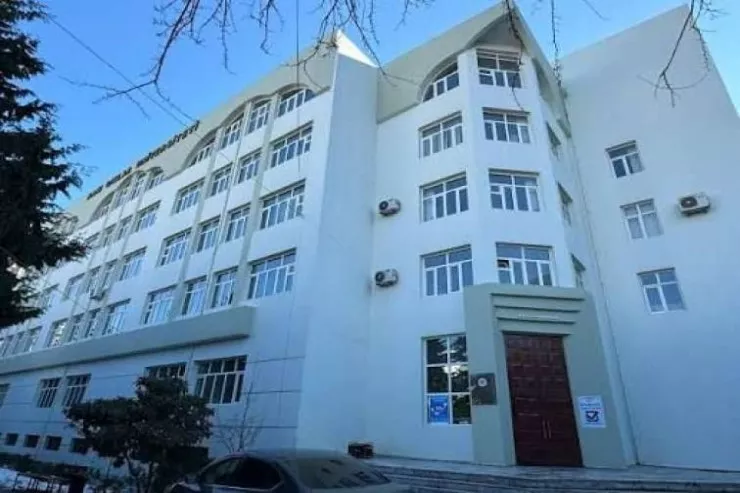 Bağlanan  Bakı Qızlar Universiteti tələbələrinin taleyi  necə olacaq? - CAVAB 