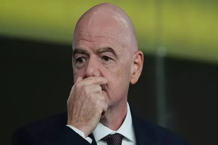 İnfantino sevgilisinə UEFA-da vəzifə və yüksək maaş  verib - Yeni QALMAQAL 
