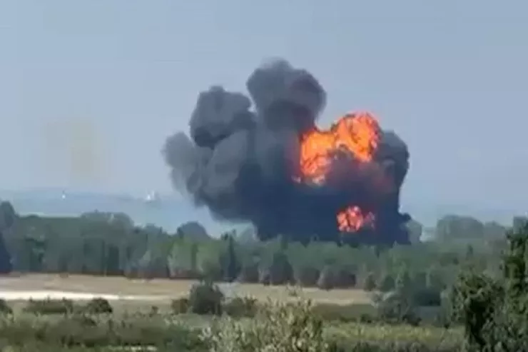 Türkiyədə F-16 qəzaya uğradı - VİDEO 
