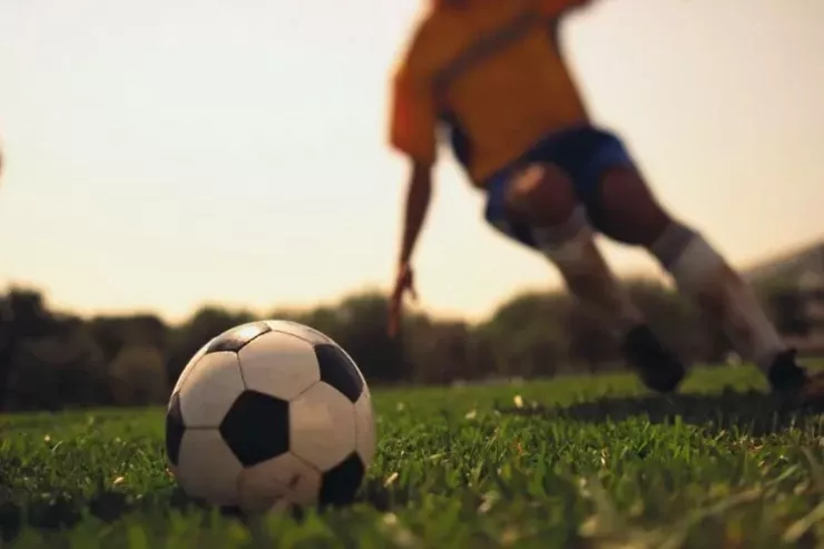 Bakıda gənc oğlan futbol oynayanda öldü  