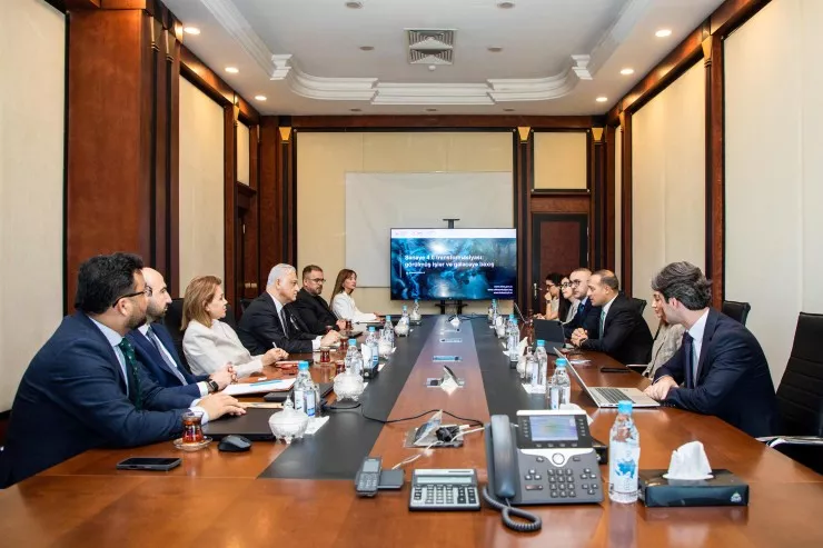 4SİM və “Azərsun Holdinq” arasında sənaye 4.0 texnologiyalarının tətbiqi ilə bağlı əməkdaşlıq müzakirə olunub