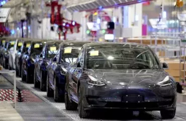 Tesla və digər şirkətlər Çində rekord sayda avtomobil  geri çağırmağa başladı