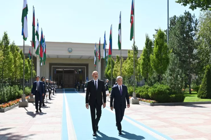 Şavkat Mirziyoyev İlham Əliyevin səfəri ilə bağlı paylaşım etdi  