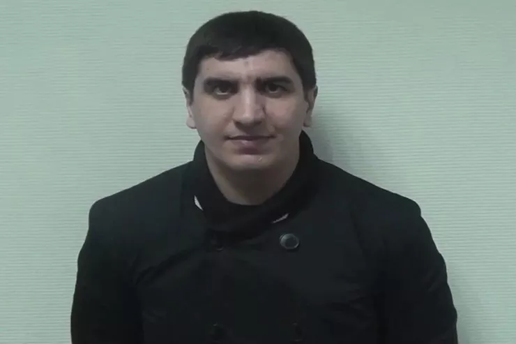 Azərbaycanlıların "taclandırdığı"  "qanuni oğru"ya BƏRAƏT VERİLDİ:  4 ay əvvəl həbs olunmuşdu