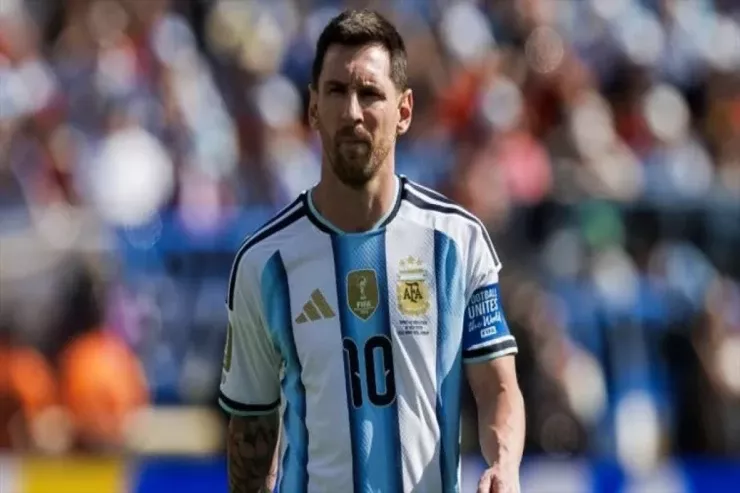 Messi  milli komandadakı karyerasını başa vurdu