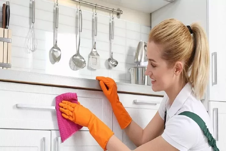 Mətbəxi yağ çirklərindən necə təmizləmək olar? 