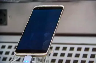 Səssiz zənglər -  nədir və niyə təhlükəlidirlər? 