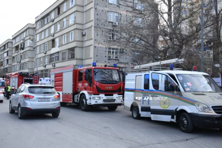 Bakıda mağaza belə yandı-VİDEO 