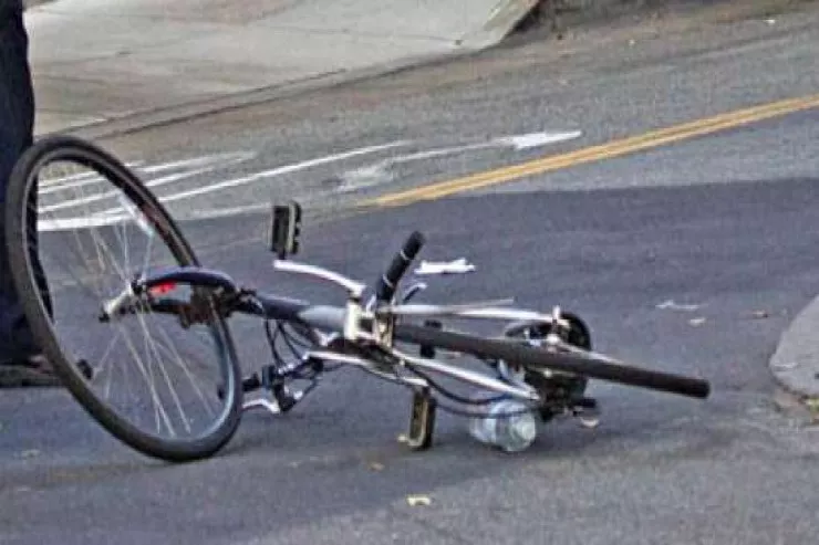 Ağdaşda kişi velosipeddən yıxılıb öldü 