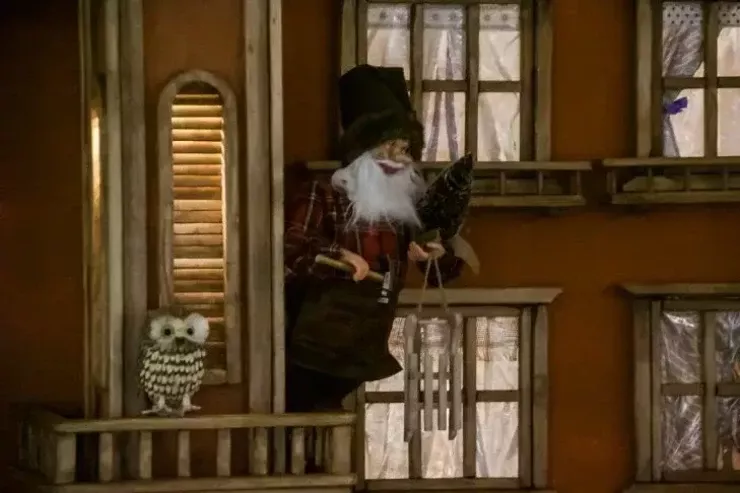 Dünya ulduzlarının kolleksiyaları:  kuklalardan, yazı maşınına  qədər