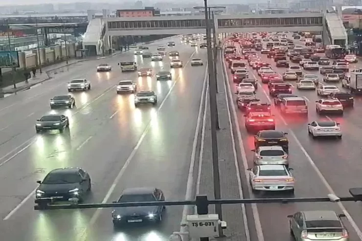 Bakıda bu yollarda sıxlıq var - SİYAHI 
