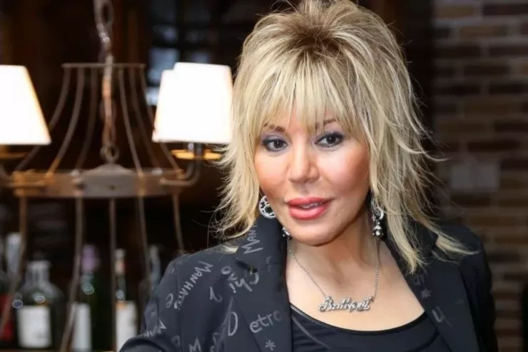 Brilliant Dadaşovanın əri işdən çıxarıldı 