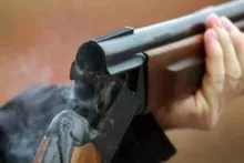 Qubada məktəbli özünü güllələdi