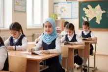 Məktəbə hicabla getmək  olar?  - "Uşaqlar uşaqlığını yaşasın"