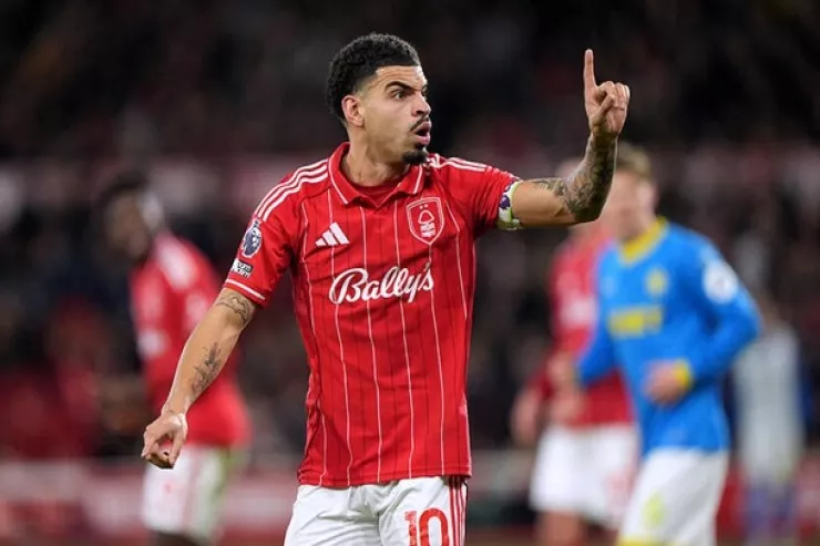 "Mançester Siti" Bernardo Silvanın yerinə oyunçu tapdı 