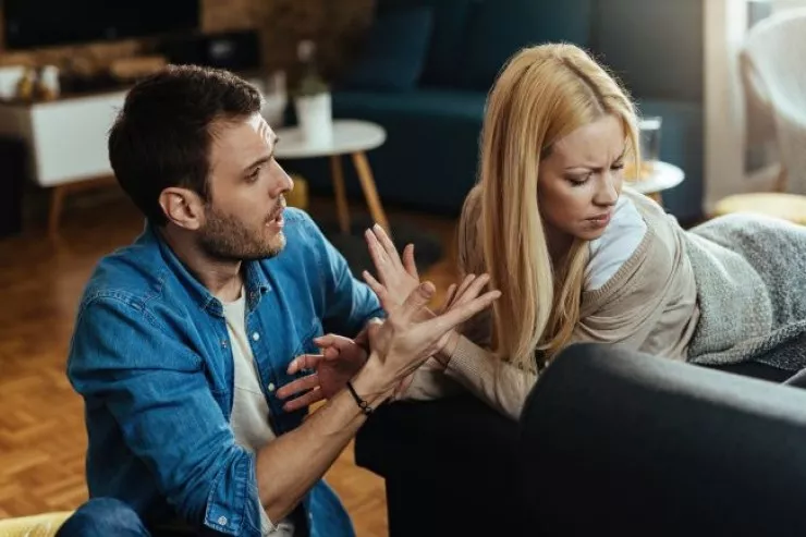 Dram kralları və kraliçaları:  Qalmaqalsız yaşaya bilməyən  BÜRCLƏR